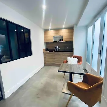La Nordique Le 50 And Apartment Bordeaux